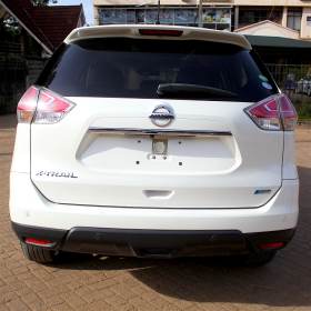 NISSAN XTRAIL