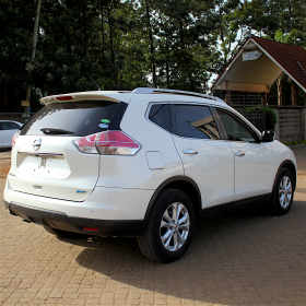 NISSAN XTRAIL