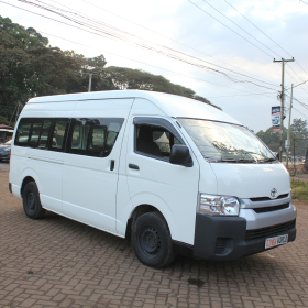 TOYOTA HIACE 9L