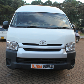 TOYOTA HIACE 9L