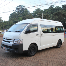 TOYOTA HIACE 9L