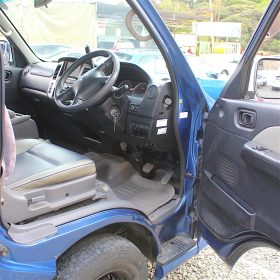 NISSAN CARAVAN