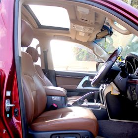 TOYOTA LAND CRUISER PRADO V8