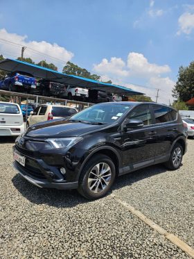 TOYOTA RAV4 (HYBRID)