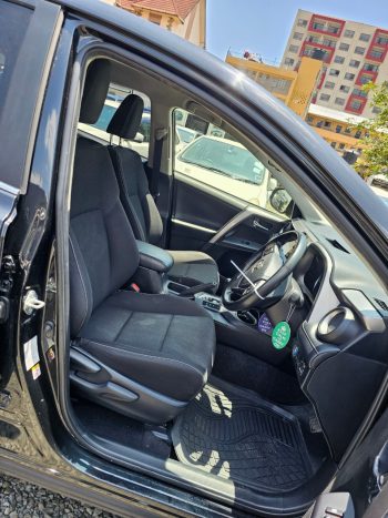 TOYOTA RAV4 (HYBRID)