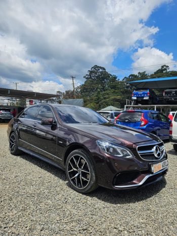 MERCEDES BENZ E250
