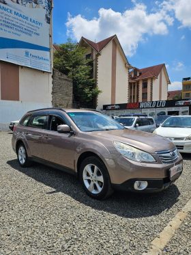 SUBARU OUTBACK